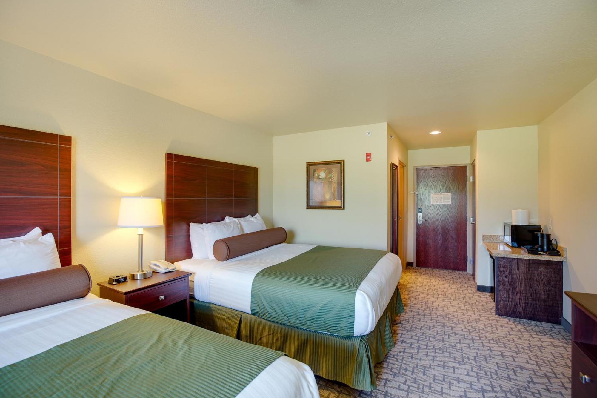 Cobblestone Inn & Suites - Clintonville Room photo